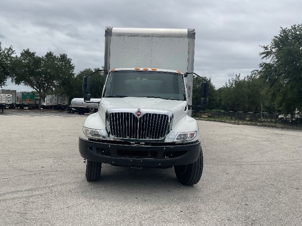 Medium Duty Box Truck-Light and Medium Duty Trucks-International-2020-MV607-Riviera Beach-FL-137,258\n\t\tmiles-$ 56,500 - Image 2