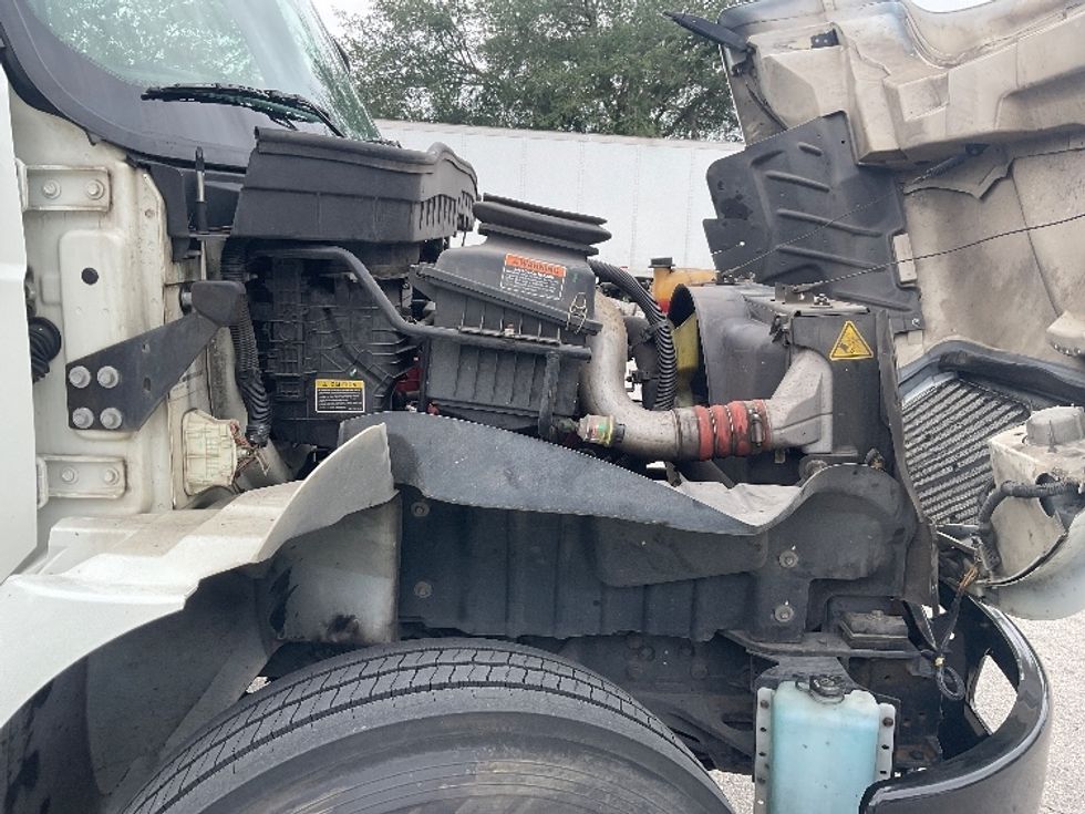 Medium Duty Box Truck-Light and Medium Duty Trucks-International-2020-MV607-Riviera Beach-FL-137,258\n\t\tmiles-$ 56,500 - Image 23