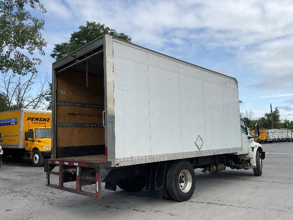 Medium Duty Box Truck-Light and Medium Duty Trucks-International-2020-MV607-Rochester-NY-125,311\n\t\tmiles-$ 47,500 - Image 13