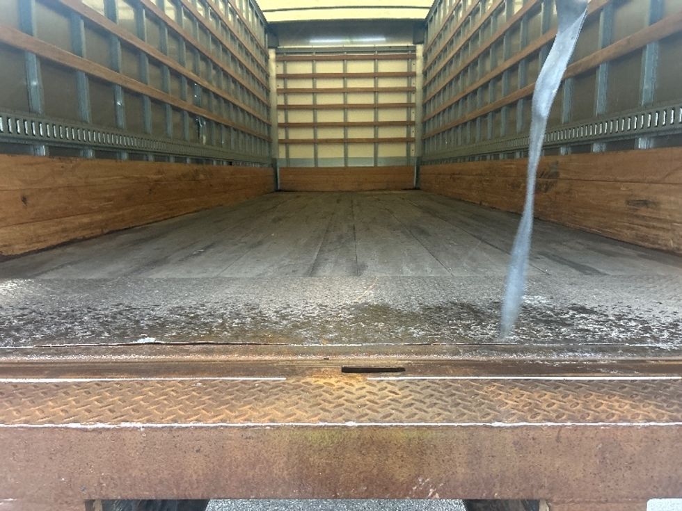 Medium Duty Box Truck-Light and Medium Duty Trucks-International-2020-MV607-Rochester-NY-126,440\n\t\tmiles-$ 42,500 - Image 10