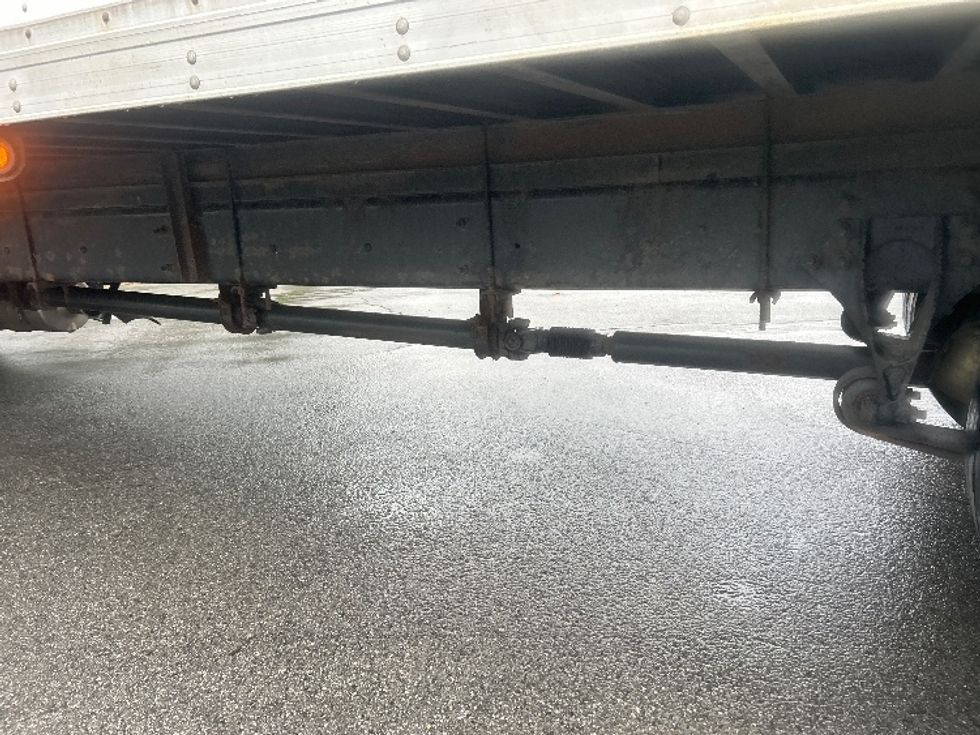 Medium Duty Box Truck-Light and Medium Duty Trucks-International-2020-MV607-Rochester-NY-126,440\n\t\tmiles-$ 42,500 - Image 5