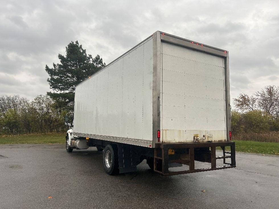 Medium Duty Box Truck-Light and Medium Duty Trucks-International-2020-MV607-Rochester-NY-126,440\n\t\tmiles-$ 42,500 - Image 6