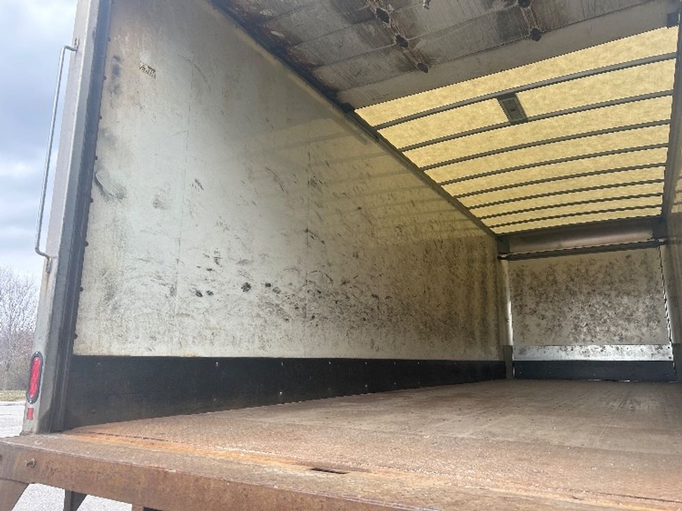 Medium Duty Box Truck-Light and Medium Duty Trucks-International-2020-MV607-Rochester-NY-195,197\n\t\tmiles-$ 37,750 - Image 11