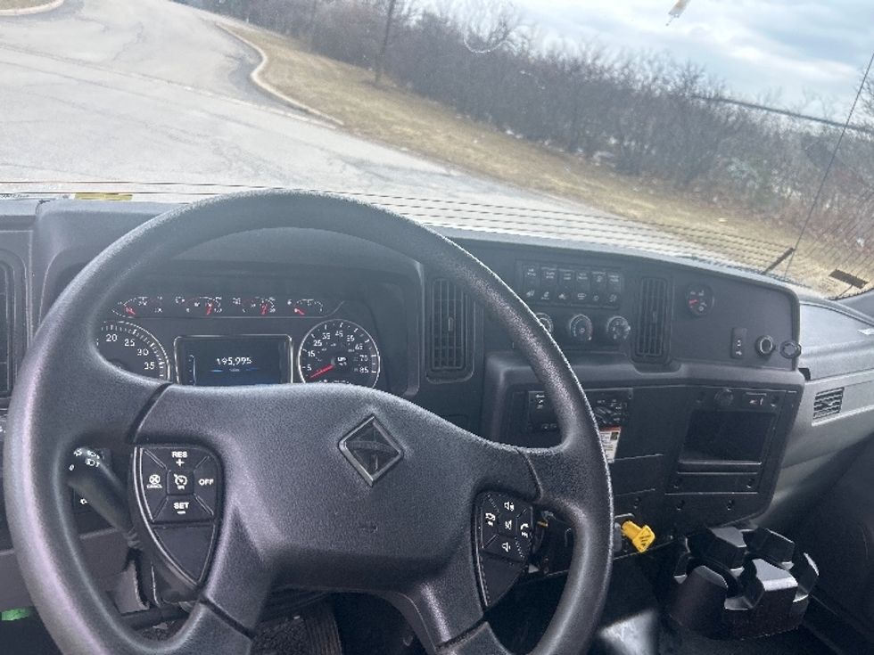 Medium Duty Box Truck-Light and Medium Duty Trucks-International-2020-MV607-Rochester-NY-195,197\n\t\tmiles-$ 37,750 - Image 17