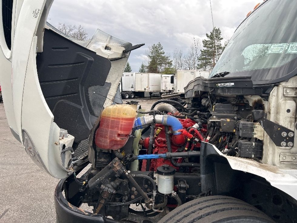 Medium Duty Box Truck-Light and Medium Duty Trucks-International-2020-MV607-Rochester-NY-3,285\n\t\tmiles-$ 52,000 - Image 24