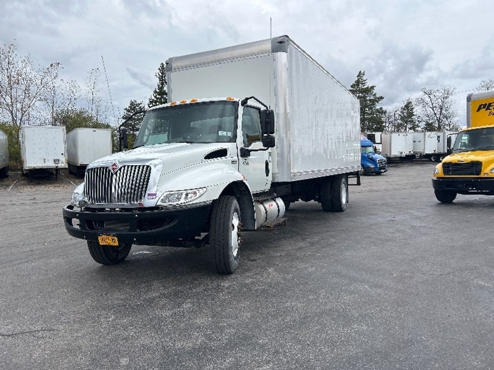 Medium Duty Box Truck-Light and Medium Duty Trucks-International-2020-MV607-Rochester-NY-3,285\n\t\tmiles-$ 52,000 - Image 3
