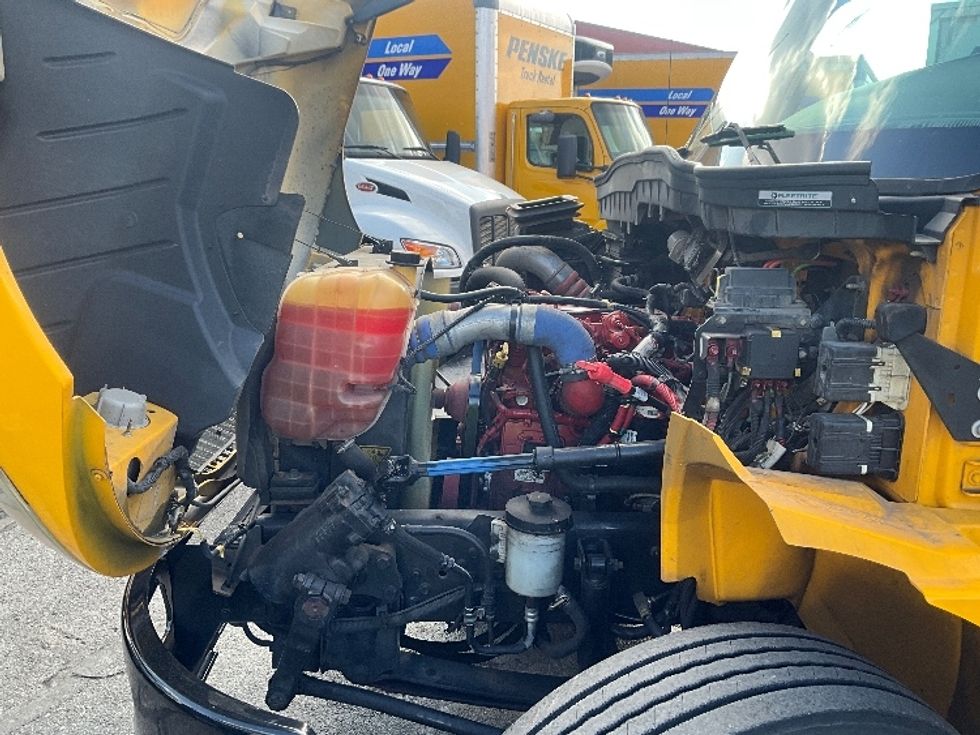 Medium Duty Box Truck-Light and Medium Duty Trucks-International-2020-MV607-Rockville-MD-110,710\n\t\tmiles-$ 52,500 - Image 24