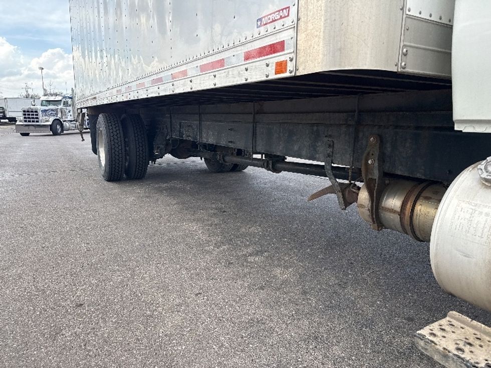 Medium Duty Box Truck-Light and Medium Duty Trucks-International-2020-MV607-Romulus-MI-234,477\n\t\tmiles-$ 43,000 - Image 14