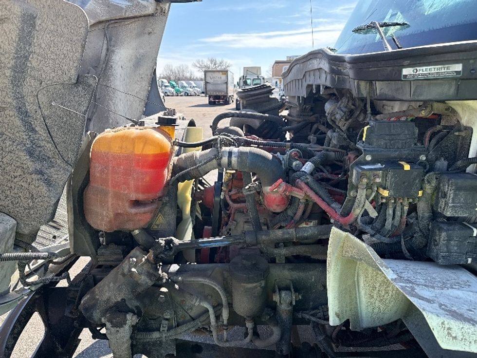 Medium Duty Box Truck-Light and Medium Duty Trucks-International-2020-MV607-Romulus-MI-234,477\n\t\tmiles-$ 43,000 - Image 24