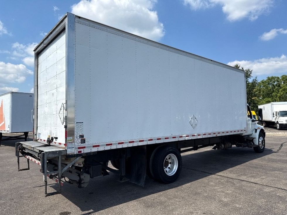 Medium Duty Box Truck-Light and Medium Duty Trucks-International-2020-MV607-Romulus-MI-336,505\n\t\tmiles-$ 21,750 - Image 13