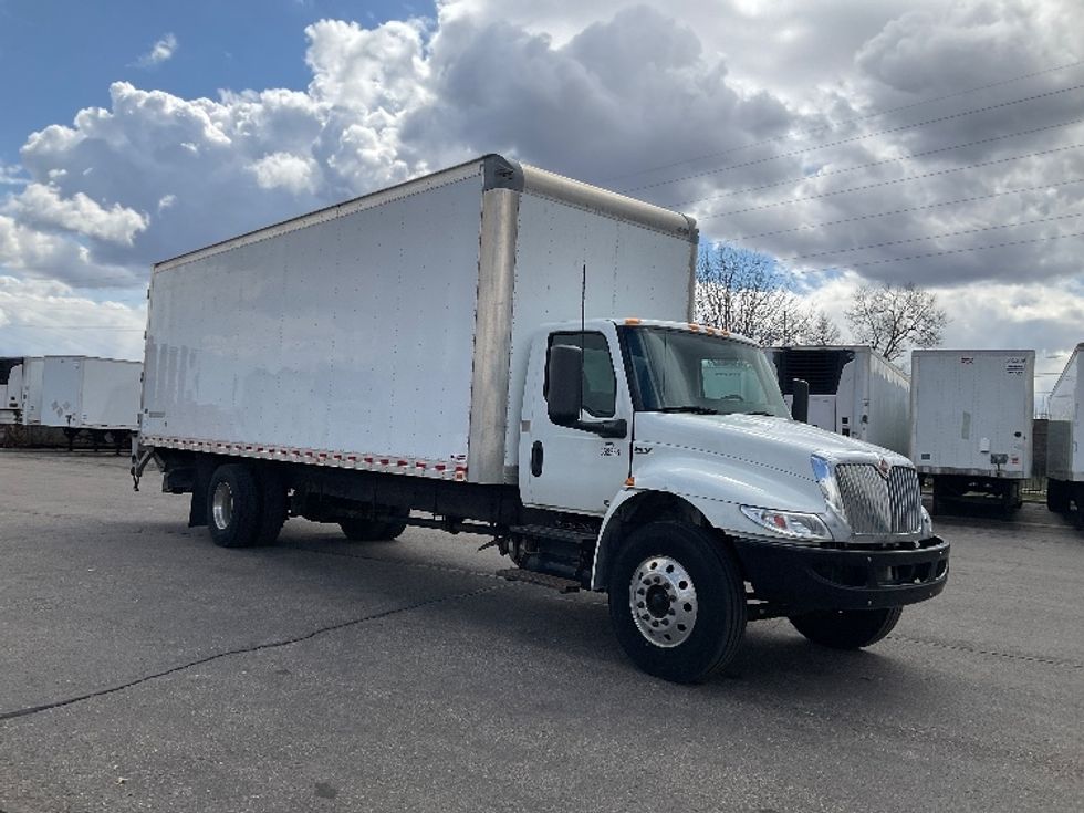 Medium Duty Box Truck-Light and Medium Duty Trucks-International-2020-MV607-Romulus-MI-45,275\n\t\tmiles-$ 53,500 - Image 1