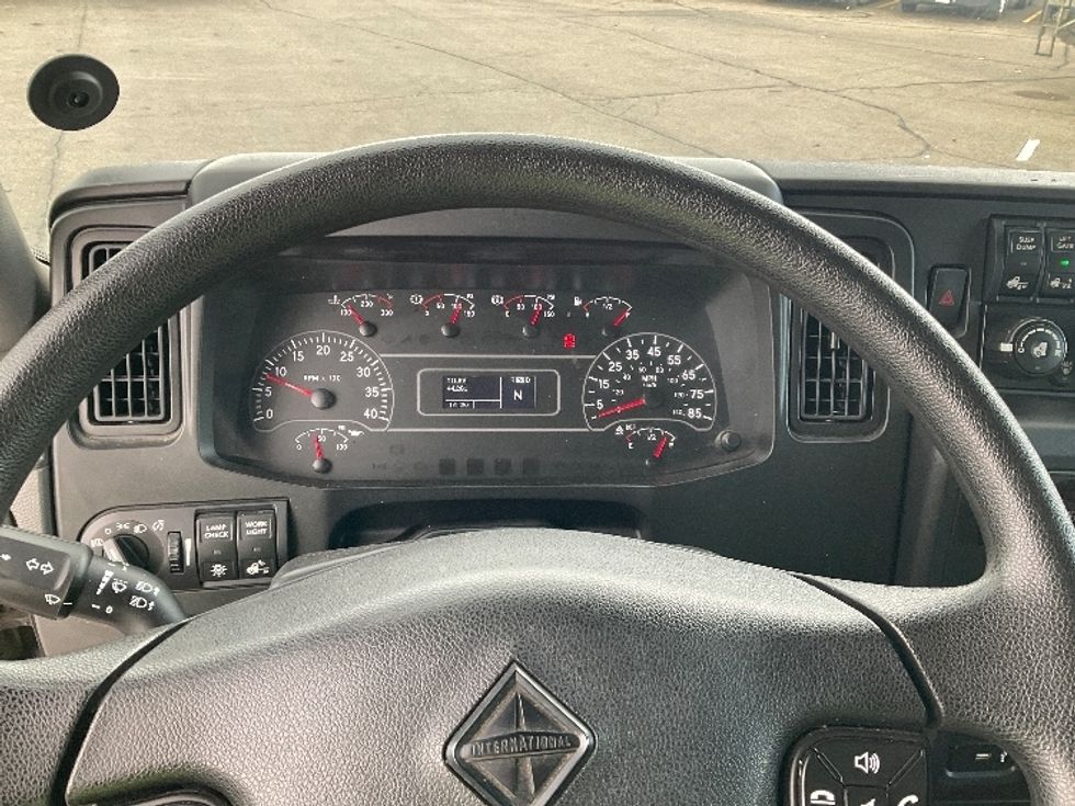 Medium Duty Box Truck-Light and Medium Duty Trucks-International-2020-MV607-Romulus-MI-45,275\n\t\tmiles-$ 53,500 - Image 18