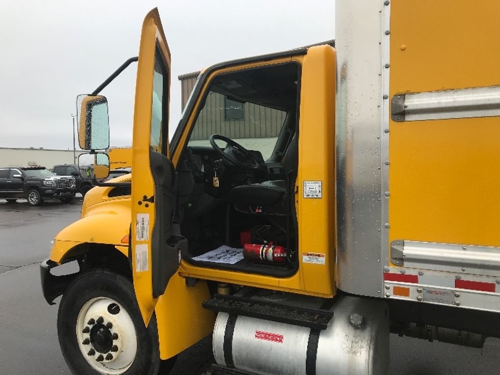 Medium Duty Box Truck-Light and Medium Duty Trucks-International-2020-MV607-Rothschild-WI-226,116\n\t\tmiles-$ 37,000 - Image 15