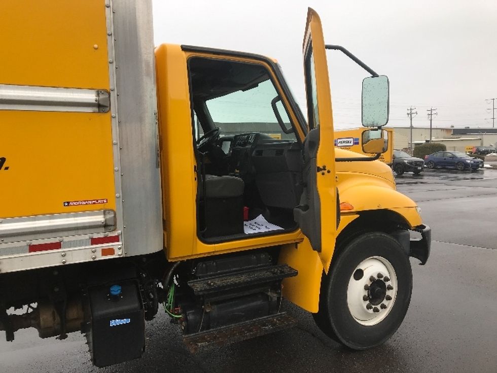 Medium Duty Box Truck-Light and Medium Duty Trucks-International-2020-MV607-Rothschild-WI-226,116\n\t\tmiles-$ 37,000 - Image 19