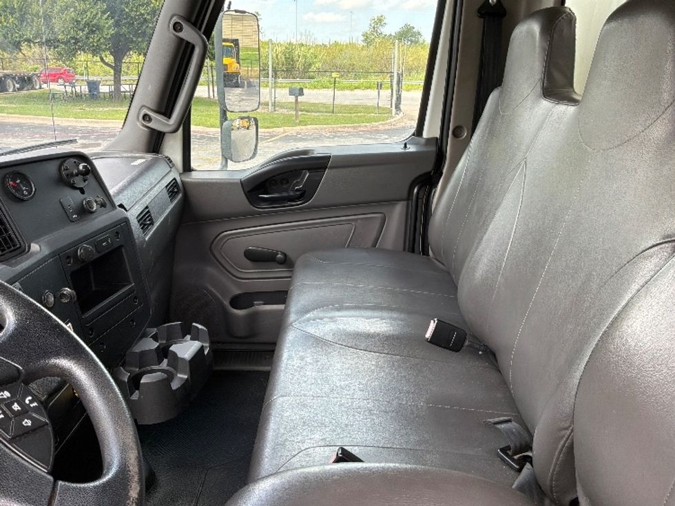 Medium Duty Box Truck-Light and Medium Duty Trucks-International-2020-MV607-Round Rock-TX-164,749\n\t\tmiles-$ 53,750 - Image 18