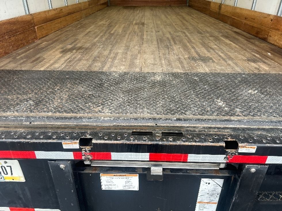 Medium Duty Box Truck-Light and Medium Duty Trucks-International-2020-MV607-Sacramento-CA-181,983\n\t\tmiles-$ 31,500 - Image 10