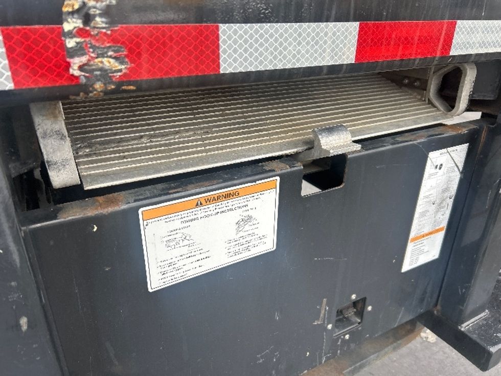 Medium Duty Box Truck-Light and Medium Duty Trucks-International-2020-MV607-Sacramento-CA-181,983\n\t\tmiles-$ 31,500 - Image 25