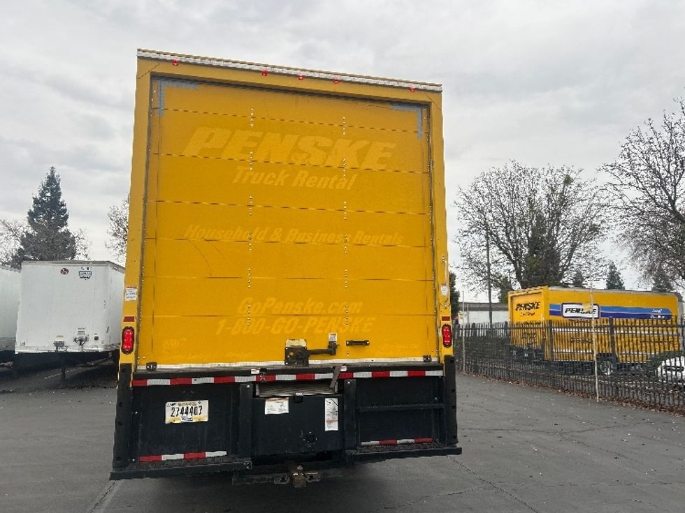 Medium Duty Box Truck-Light and Medium Duty Trucks-International-2020-MV607-Sacramento-CA-181,983\n\t\tmiles-$ 31,500 - Image 7