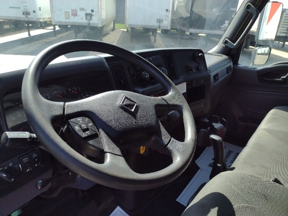 Medium Duty Box Truck-Light and Medium Duty Trucks-International-2020-MV607-Saginaw-MI-152,407\n\t\tmiles-$ 43,250 - Image 17