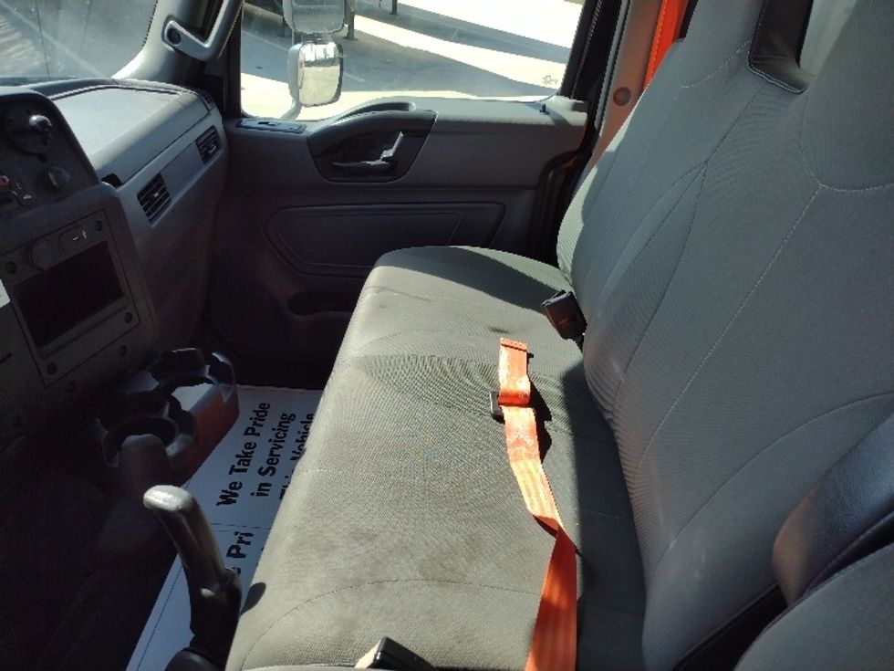 Medium Duty Box Truck-Light and Medium Duty Trucks-International-2020-MV607-Saginaw-MI-152,407\n\t\tmiles-$ 43,250 - Image 19