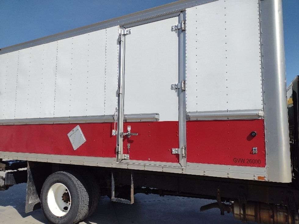 Medium Duty Box Truck-Light and Medium Duty Trucks-International-2020-MV607-Saginaw-MI-152,407\n\t\tmiles-$ 43,250 - Image 25