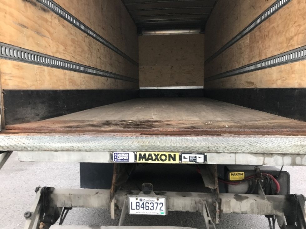 Medium Duty Box Truck-Light and Medium Duty Trucks-International-2020-MV607-Saint Laurent-PQ-146,231\n\t\tkm-$ 90,250 - Image 10