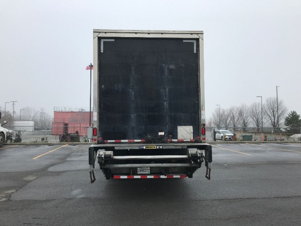 Medium Duty Box Truck-Light and Medium Duty Trucks-International-2020-MV607-Saint Laurent-PQ-146,231\n\t\tkm-$ 90,250 - Image 7