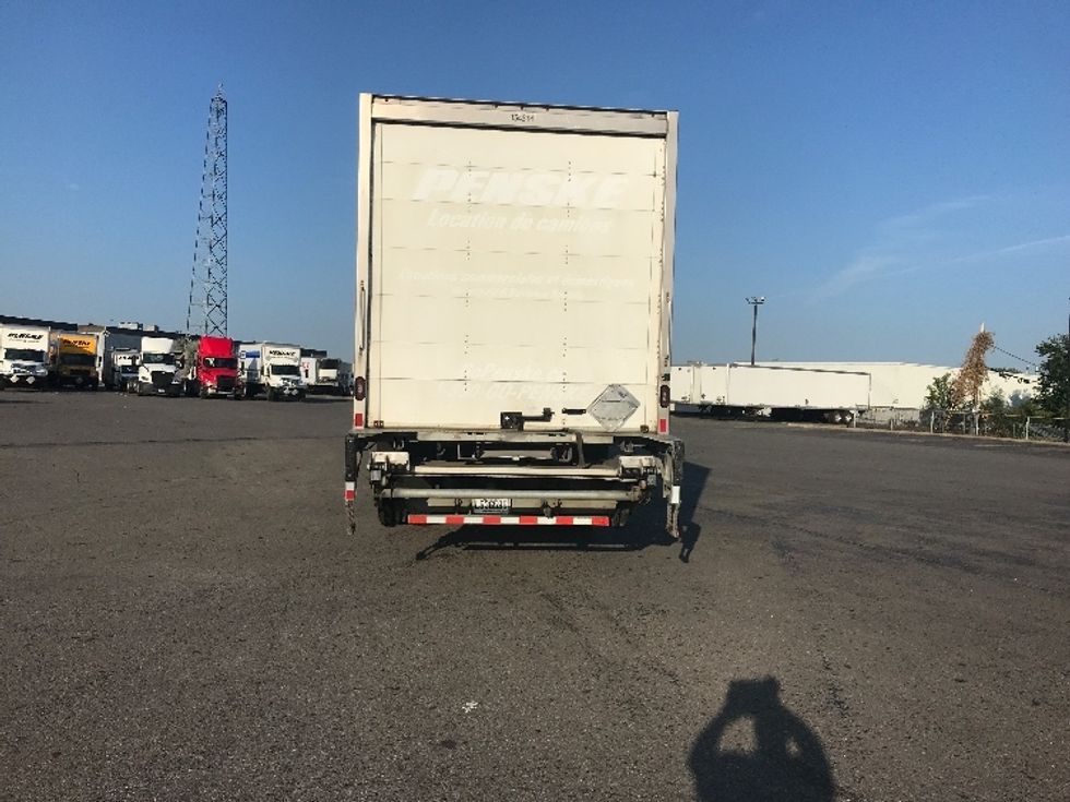 Medium Duty Box Truck-Light and Medium Duty Trucks-International-2020-MV607-Saint Laurent-PQ-180,819\n\t\tkm-$ 68,250 - Image 7