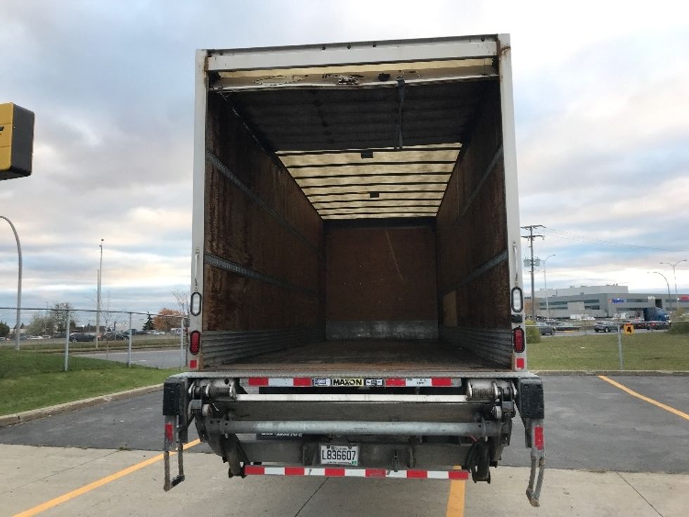 Medium Duty Box Truck-Light and Medium Duty Trucks-International-2020-MV607-Saint Laurent-PQ-207,780\n\t\tkm-$ 61,750 - Image 8