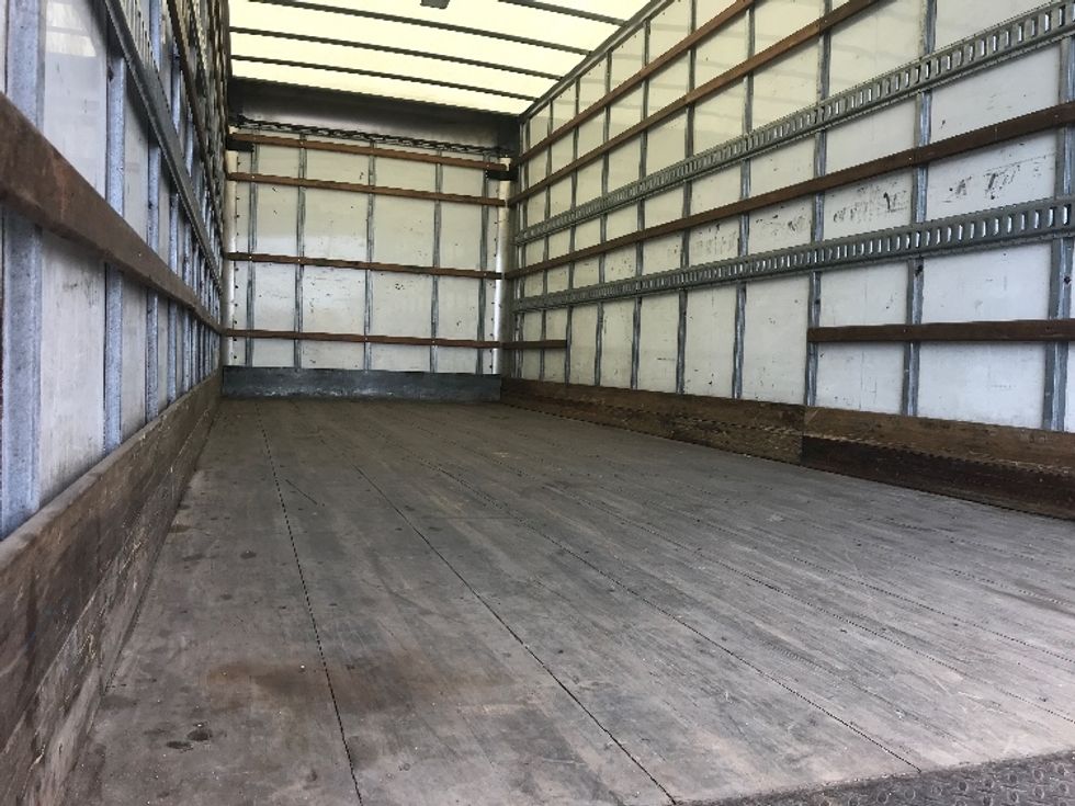 Medium Duty Box Truck-Light and Medium Duty Trucks-International-2020-MV607-Saint Laurent-PQ-210,015\n\t\tkm-$ 65,250 - Image 12