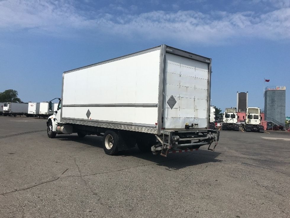 Medium Duty Box Truck-Light and Medium Duty Trucks-International-2020-MV607-Saint Laurent-PQ-210,015\n\t\tkm-$ 65,250 - Image 6