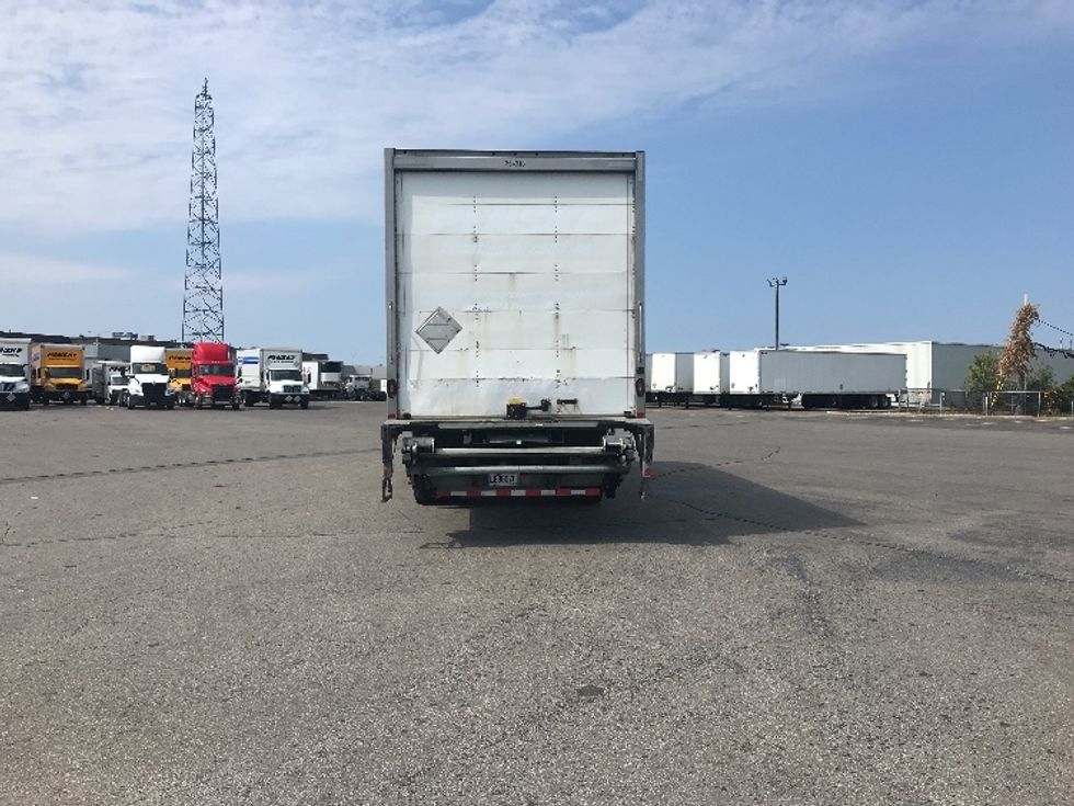 Medium Duty Box Truck-Light and Medium Duty Trucks-International-2020-MV607-Saint Laurent-PQ-210,015\n\t\tkm-$ 65,250 - Image 7