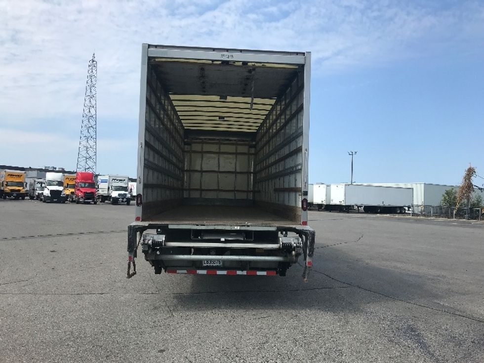 Medium Duty Box Truck-Light and Medium Duty Trucks-International-2020-MV607-Saint Laurent-PQ-210,015\n\t\tkm-$ 65,250 - Image 8