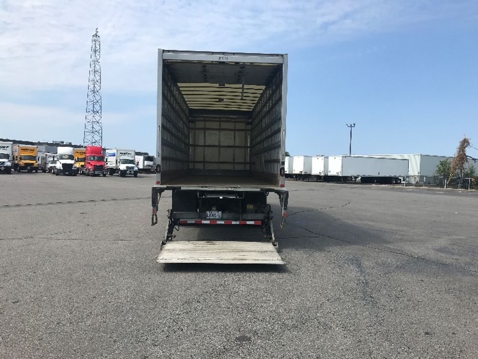 Medium Duty Box Truck-Light and Medium Duty Trucks-International-2020-MV607-Saint Laurent-PQ-210,015\n\t\tkm-$ 65,250 - Image 9