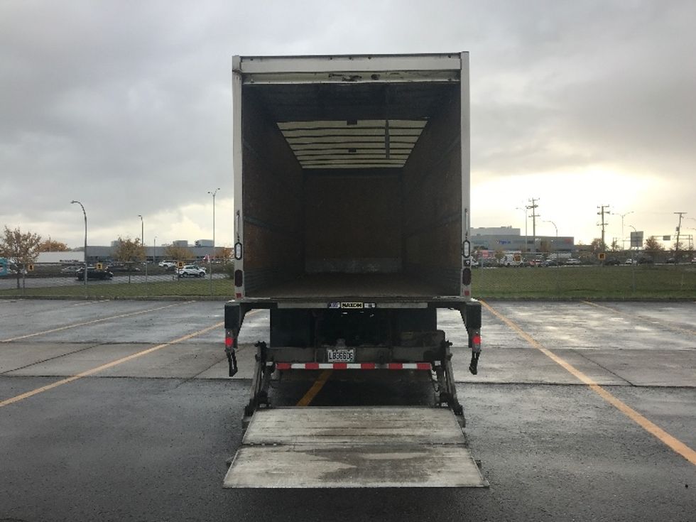 Medium Duty Box Truck-Light and Medium Duty Trucks-International-2020-MV607-Saint Laurent-PQ-217,731\n\t\tkm-$ 60,500 - Image 9