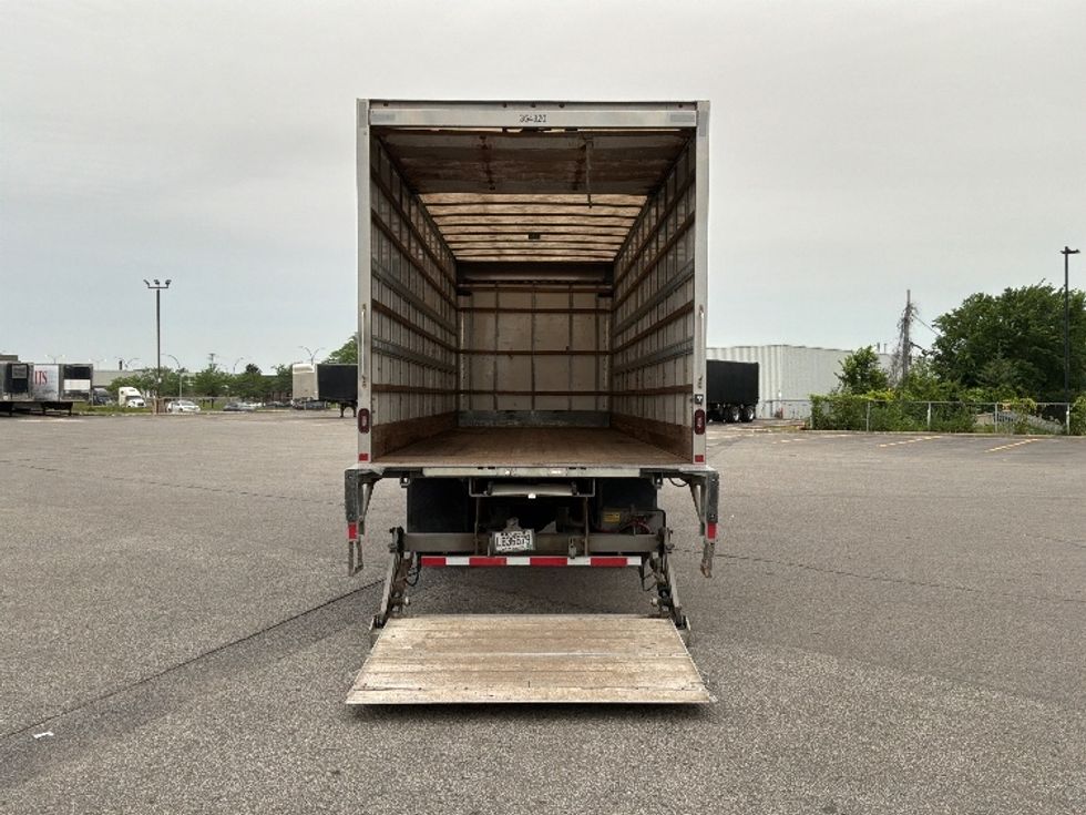Medium Duty Box Truck-Light and Medium Duty Trucks-International-2020-MV607-Saint Laurent-PQ-226,394\n\t\tkm-$ 56,750 - Image 11