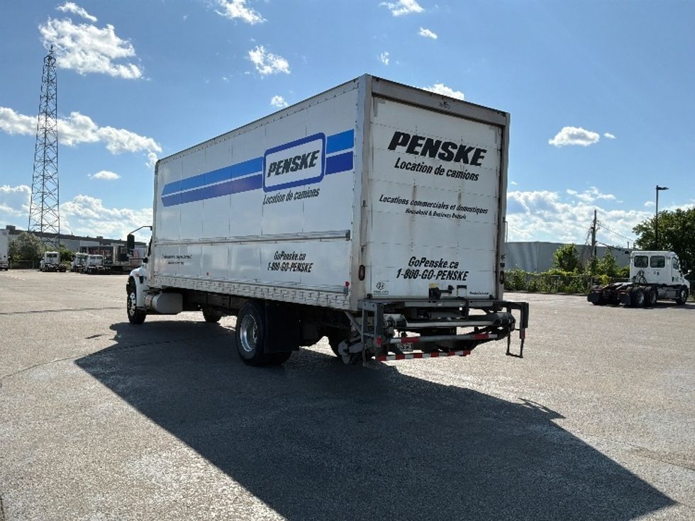 Medium Duty Box Truck-Light and Medium Duty Trucks-International-2020-MV607-Saint Laurent-PQ-235,565\n\t\tkm-$ 55,750 - Image 6