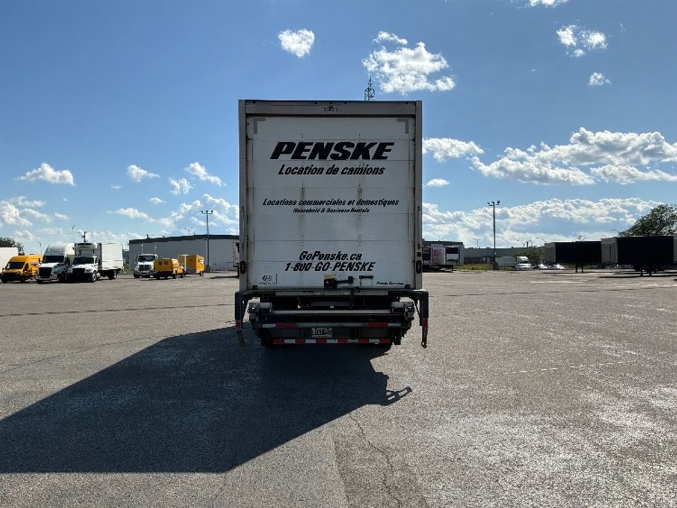 Medium Duty Box Truck-Light and Medium Duty Trucks-International-2020-MV607-Saint Laurent-PQ-235,565\n\t\tkm-$ 55,750 - Image 7