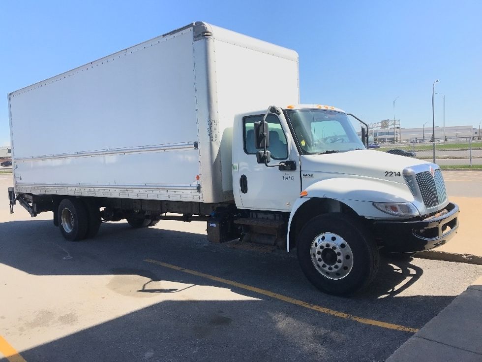 Medium Duty Box Truck-Light and Medium Duty Trucks-International-2020-MV607-Saint Laurent-PQ-251,890\n\t\tkm-$ 55,250 - Image 1