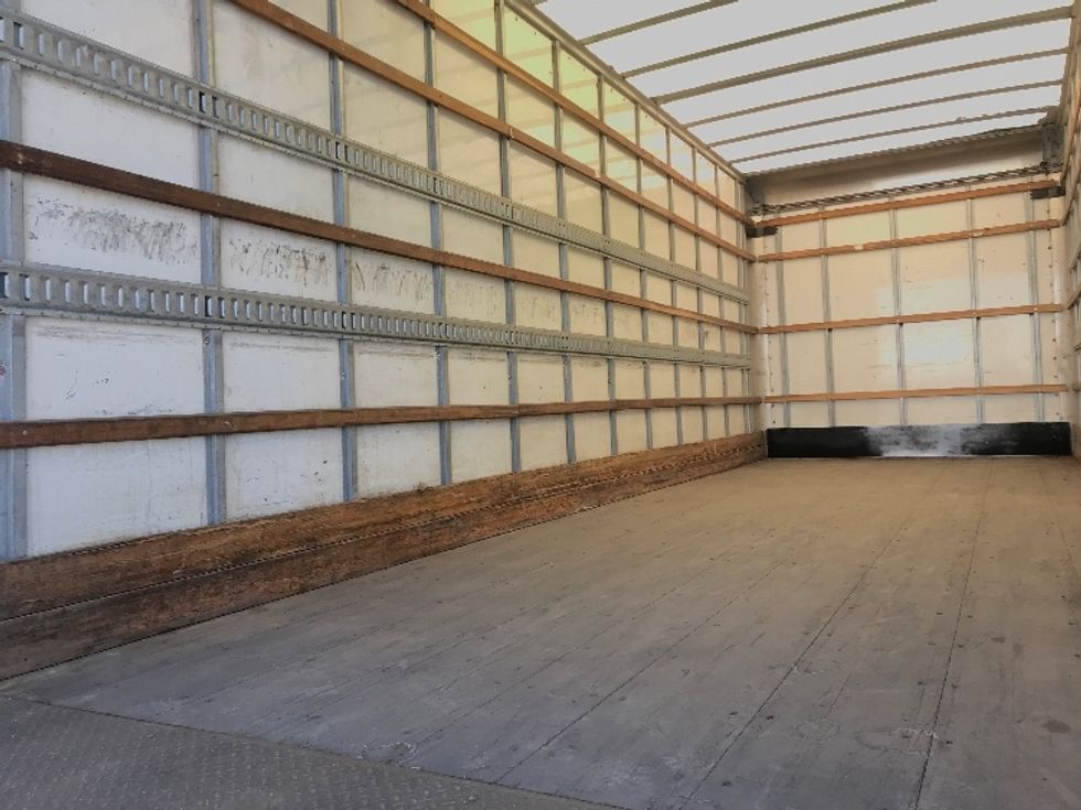 Medium Duty Box Truck-Light and Medium Duty Trucks-International-2020-MV607-Saint Laurent-PQ-251,890\n\t\tkm-$ 55,250 - Image 11