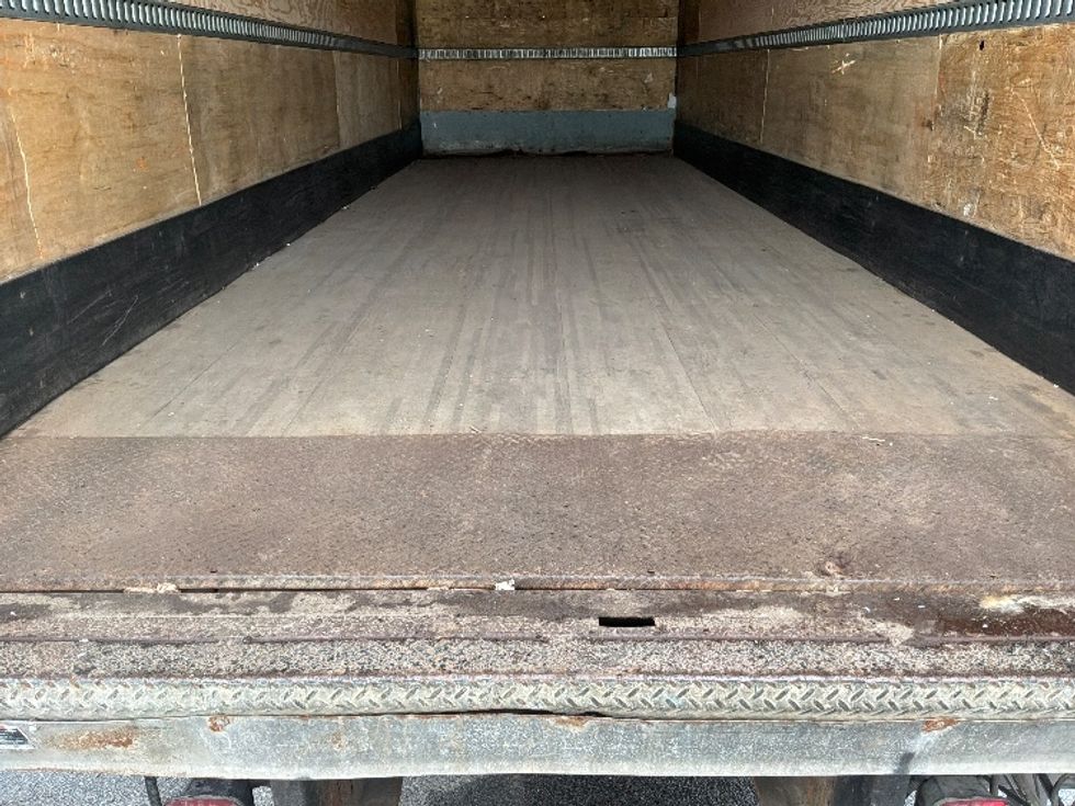 Medium Duty Box Truck-Light and Medium Duty Trucks-International-2020-MV607-Saint Laurent-PQ-405,885\n\t\tkm-$ 60,500 - Image 10