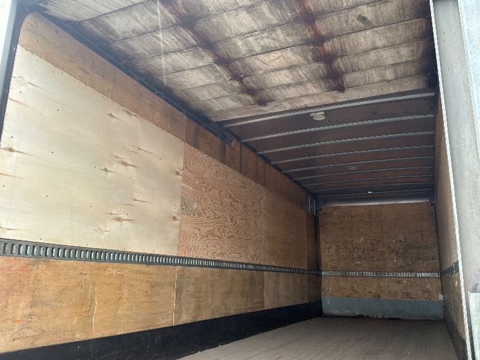 Medium Duty Box Truck-Light and Medium Duty Trucks-International-2020-MV607-Saint Laurent-PQ-405,885\n\t\tkm-$ 60,500 - Image 11
