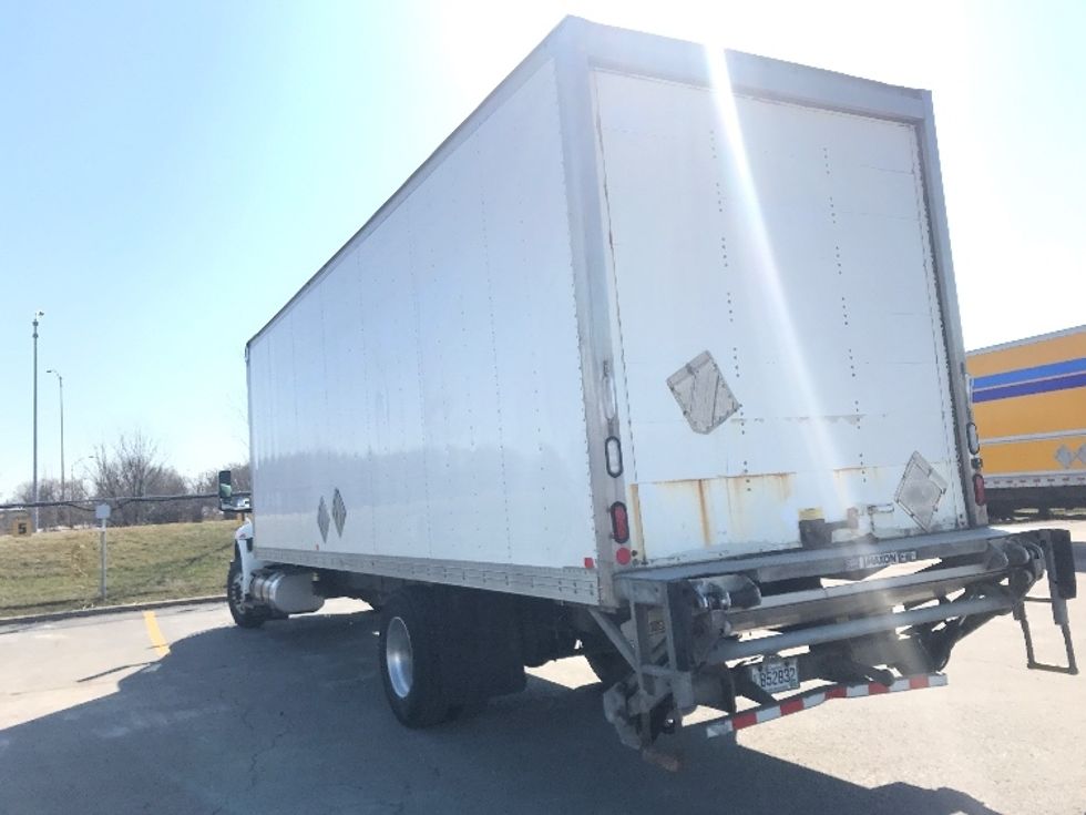 Medium Duty Box Truck-Light and Medium Duty Trucks-International-2020-MV607-Saint Laurent-PQ-420,756\n\t\tkm-$ 36,750 - Image 6