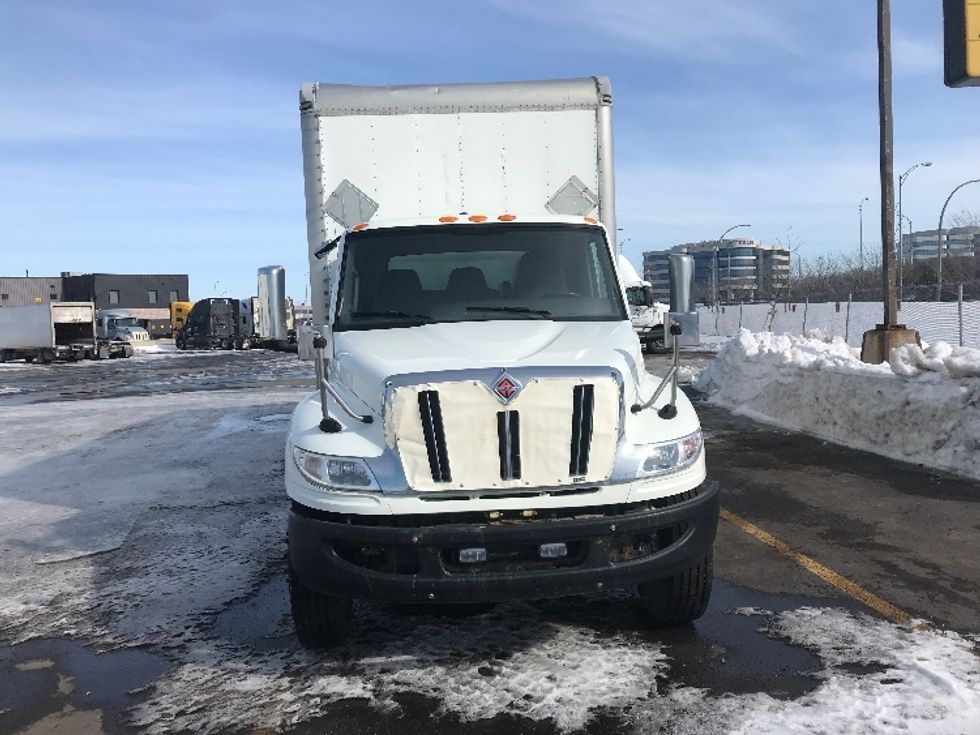 Medium Duty Box Truck-Light and Medium Duty Trucks-International-2020-MV607-Saint Laurent-PQ-435,461\n\t\tkm-$ 35,000 - Image 2