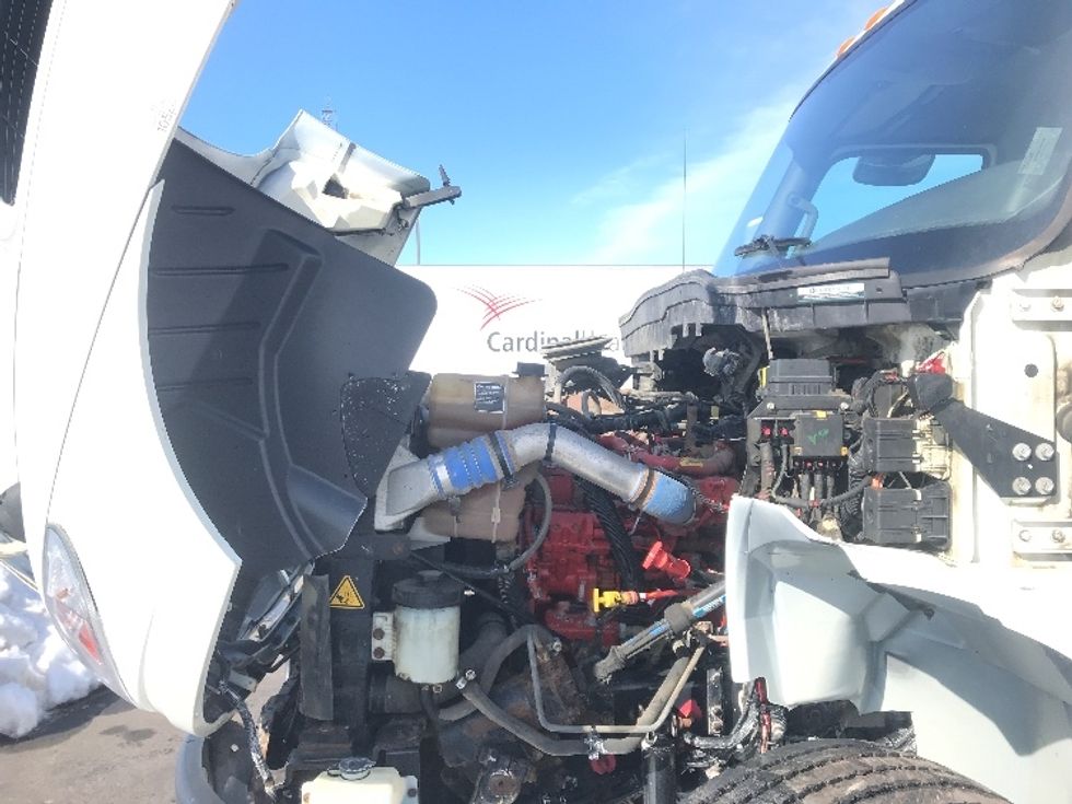 Medium Duty Box Truck-Light and Medium Duty Trucks-International-2020-MV607-Saint Laurent-PQ-435,461\n\t\tkm-$ 35,000 - Image 24