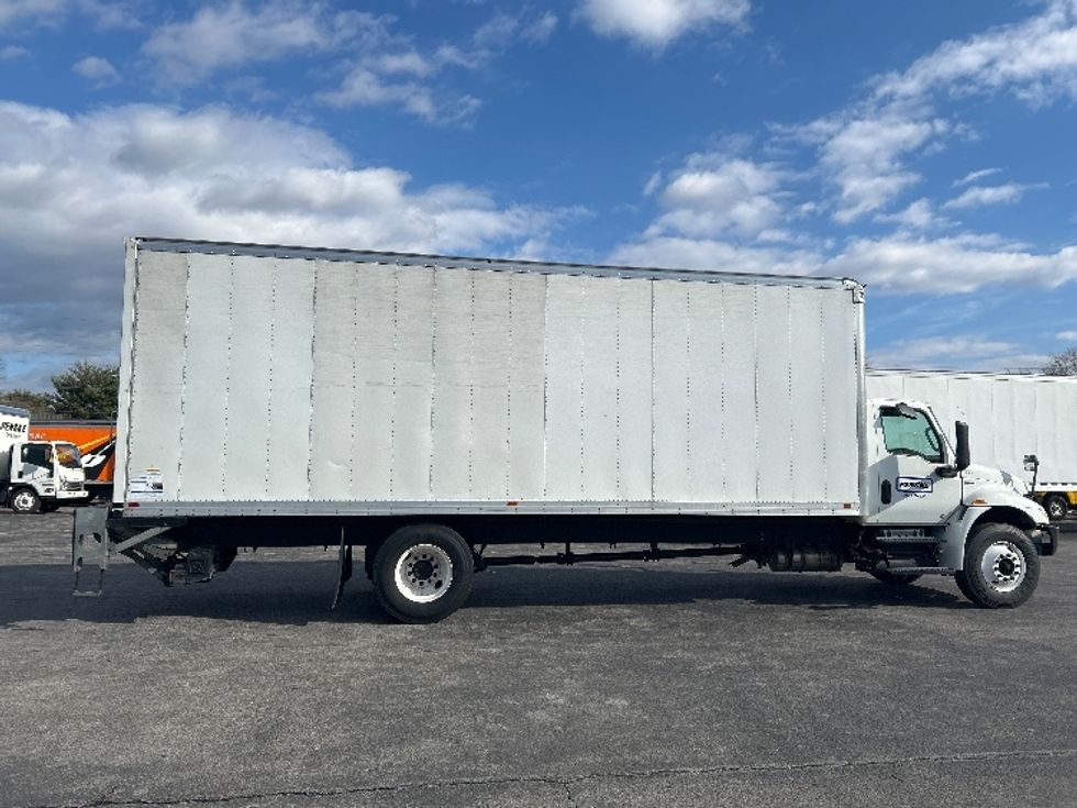 Medium Duty Box Truck-Light and Medium Duty Trucks-International-2020-MV607-Salem-VA-132,914\n\t\tmiles-$ 54,750 - Image 15