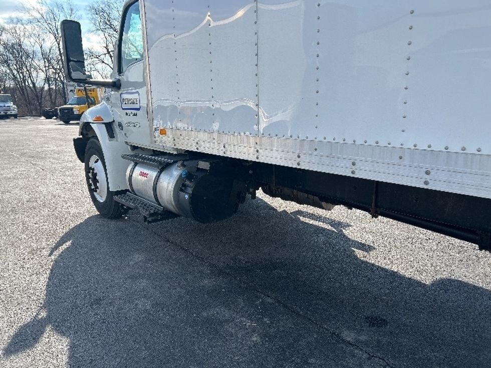 Medium Duty Box Truck-Light and Medium Duty Trucks-International-2020-MV607-Salem-VA-132,914\n\t\tmiles-$ 54,750 - Image 5