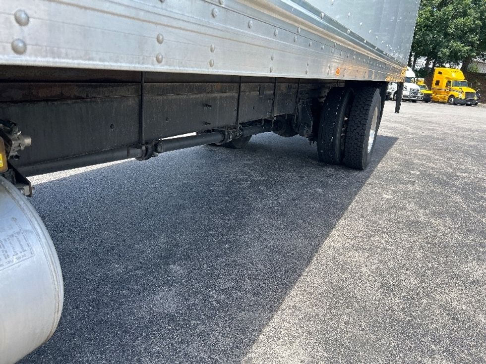 Medium Duty Box Truck-Light and Medium Duty Trucks-International-2020-MV607-Salem-VA-141,845\n\t\tmiles-$ 57,250 - Image 5