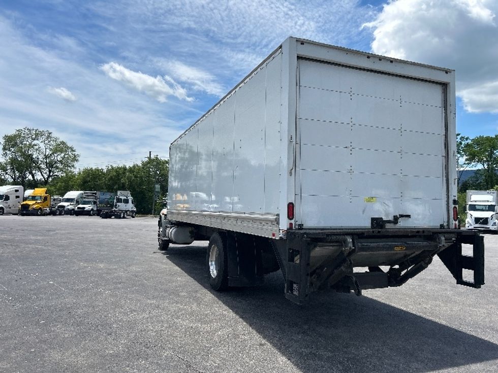 Medium Duty Box Truck-Light and Medium Duty Trucks-International-2020-MV607-Salem-VA-141,845\n\t\tmiles-$ 57,250 - Image 6
