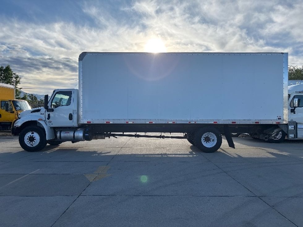 Medium Duty Box Truck-Light and Medium Duty Trucks-International-2020-MV607-Salt Lake City-UT-140,824\n\t\tmiles-$ 56,750 - Image 4